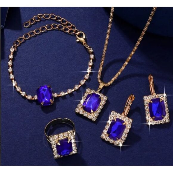 Sparkling Blue Costume‎ Jewelry Set: Necklace Earrings Ring & Bracelet - Picture 2 of 3